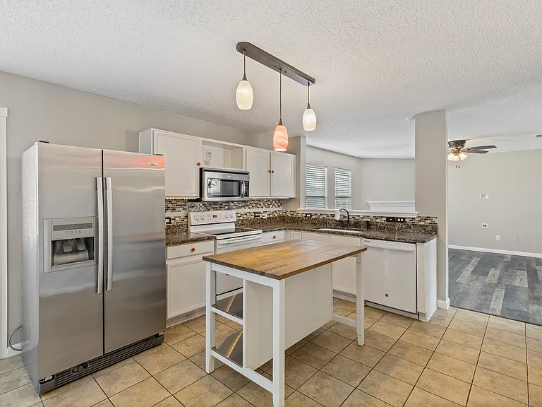 4717 Waterford Dr — Photo 5