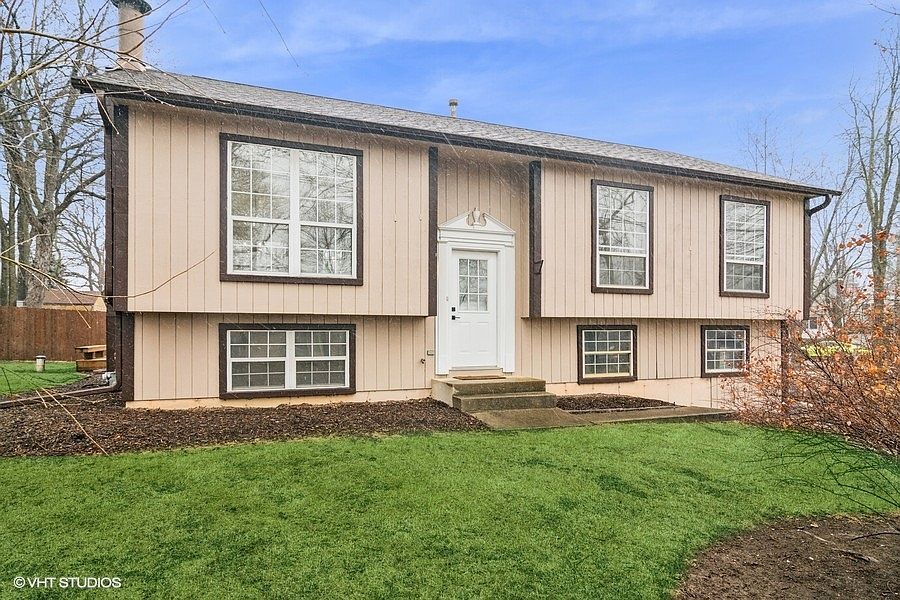 1st image of 2326 N Overhill Dr