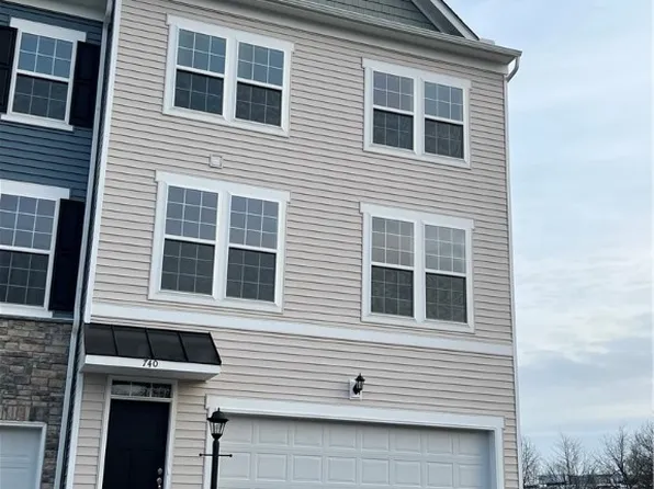 740 Olivia, Collier Twp, PA 15205