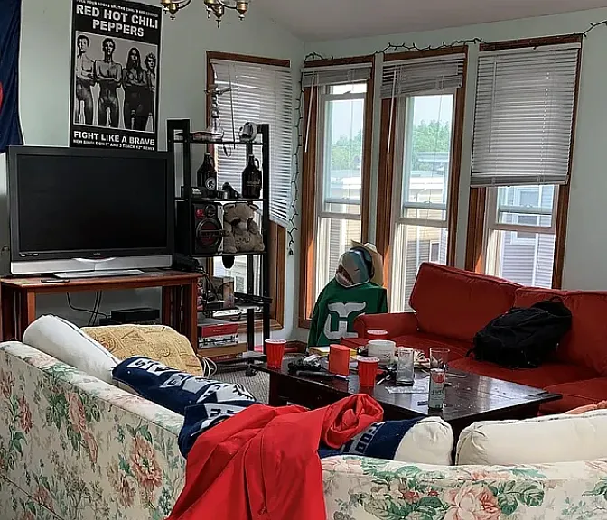 33 Lawn St #1 — Photo 2