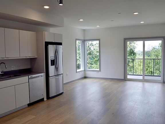 2nd image of 400 Herron Dr APT 305