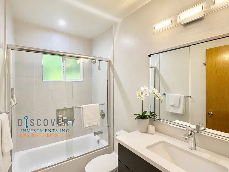 16 Carisbrook Ln — Photo 25