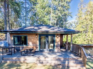 4318 Port Washington Rd, Southern Gulf Islands, BC V0N2M1