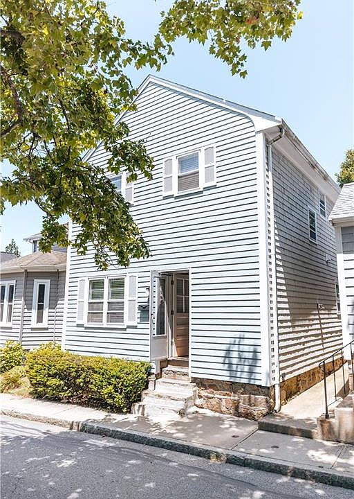 1st image of 28 Dixon St