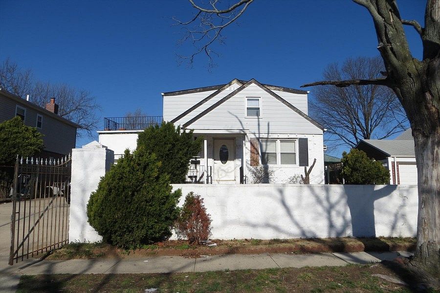 1st image of 36 Kingston St