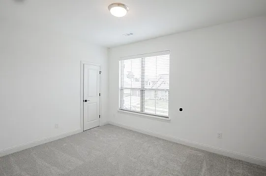 1422 Elijahs Dr — Photo 10