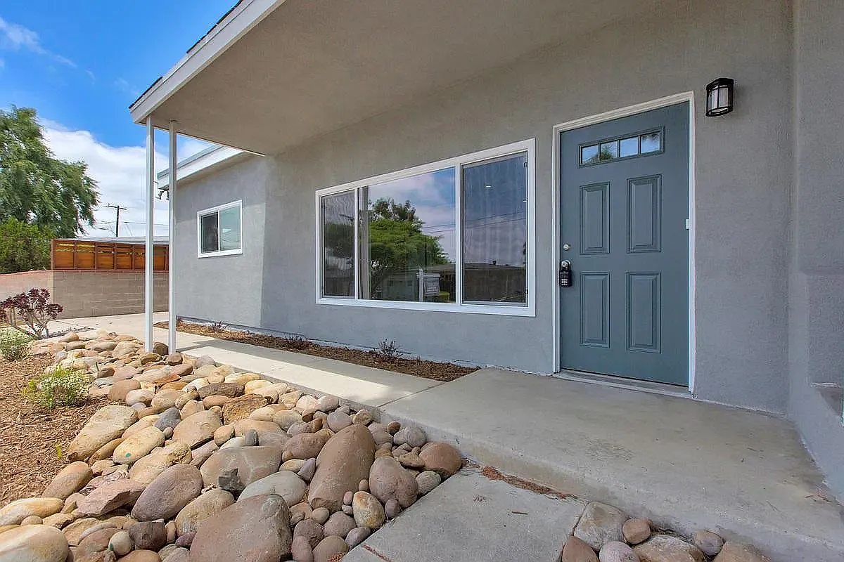 5 bed, 1624 sqft, $6,750 — Photo 3