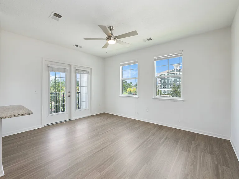 Preserve at Riverwalk Apartments — Photo 25