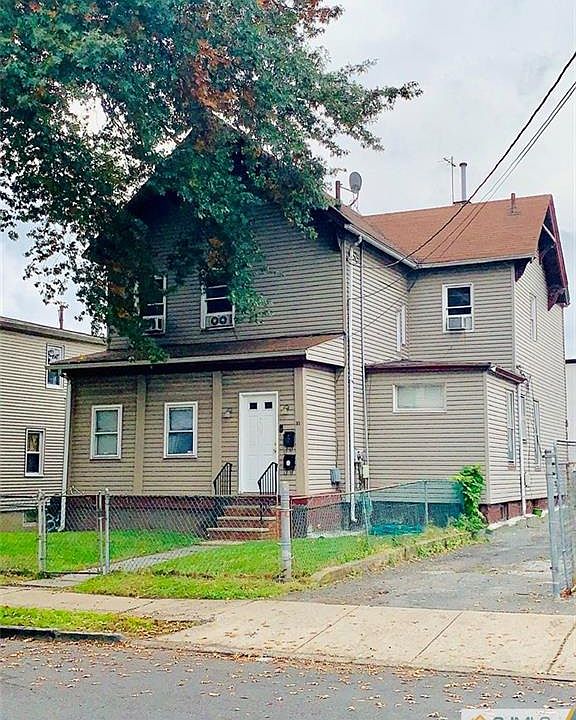 2nd image of 31 N Jefferson St