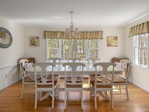 5th image of 24 Woodhaven Drive
