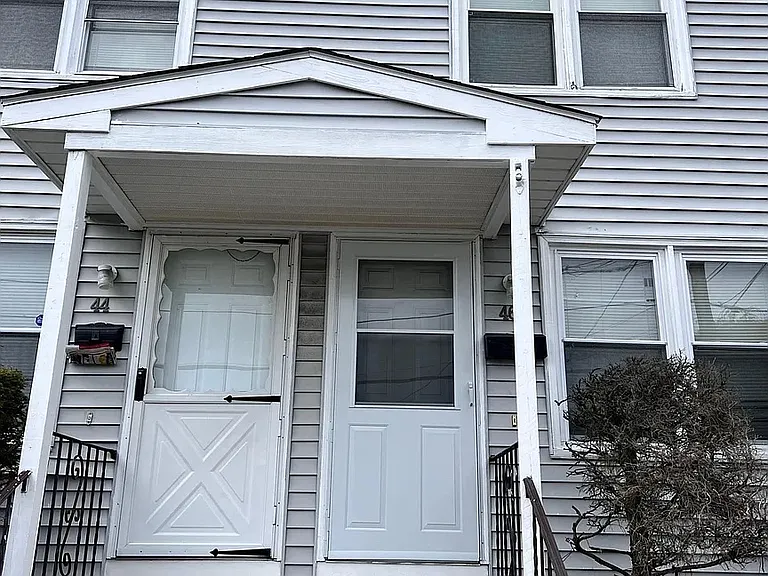 46 Sherwood St — Photo 20