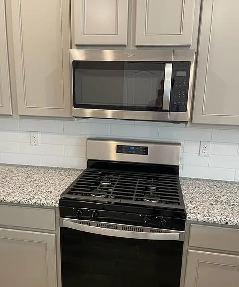 3714 Malibu Dr — Photo 7