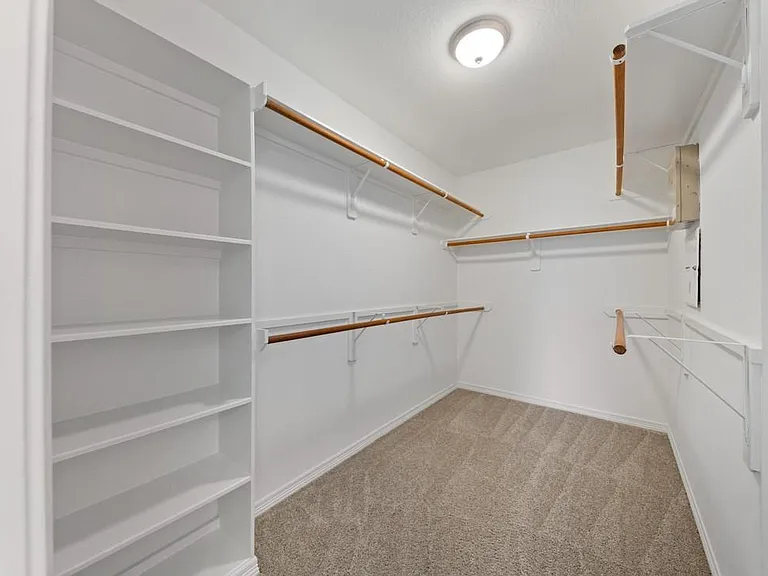 1014 Cavern Brook Ln — Photo 23
