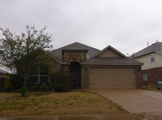 2104 Fresia Ln, Forney, TX 75126