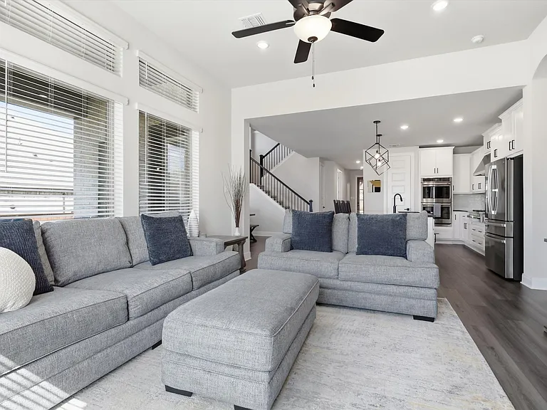 603 Crystal View Dr — Photo 16