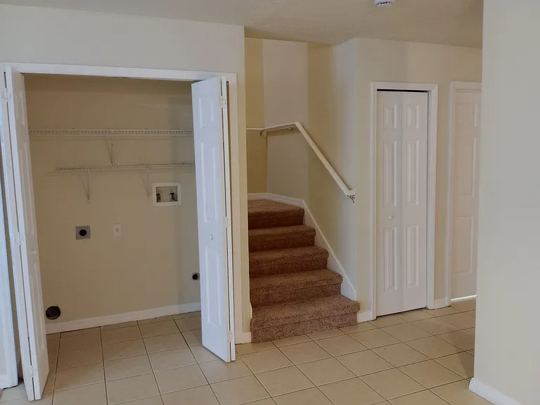 880 E Columbia Ave — Photo 10