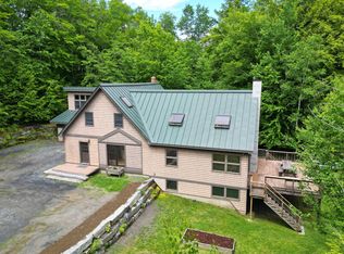 1279 Great Moose Dr, Hartland, ME 04943