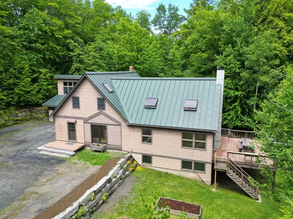 1279 Great Moose Drive, Hartland, ME 04943