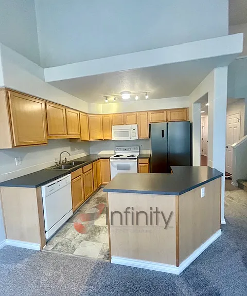 17716 SW Heatherwood Ln — Photo 5