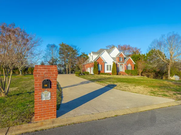 165 Drake Dr NW, Cleveland, TN 37312