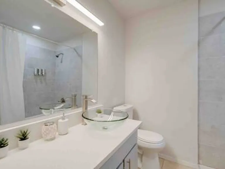 Jasmine Ln — Photo 25