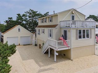7 E 40th St, Brant Beach, NJ