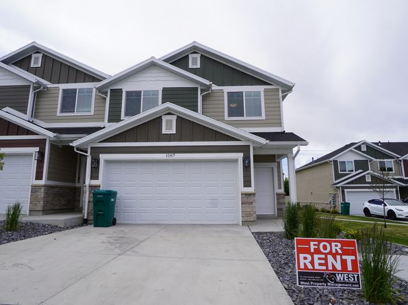 1167 W Canterbury Cir