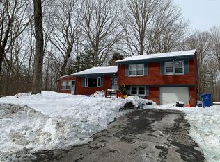 97-99 Moulton Rd, Mansfield, CT 06268