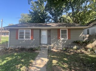 411 McGoodwin Ave, Warrensburg, MO 64093