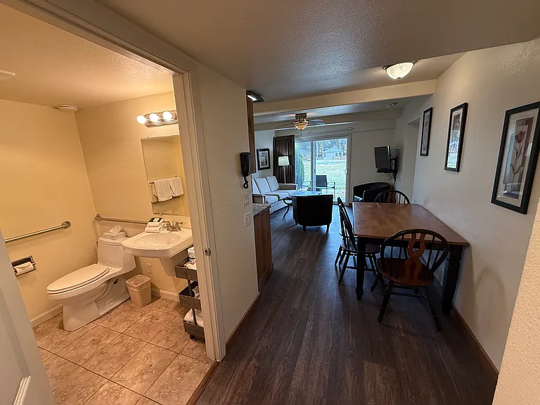 6610 N Lake Blvd #116 — Photo 2