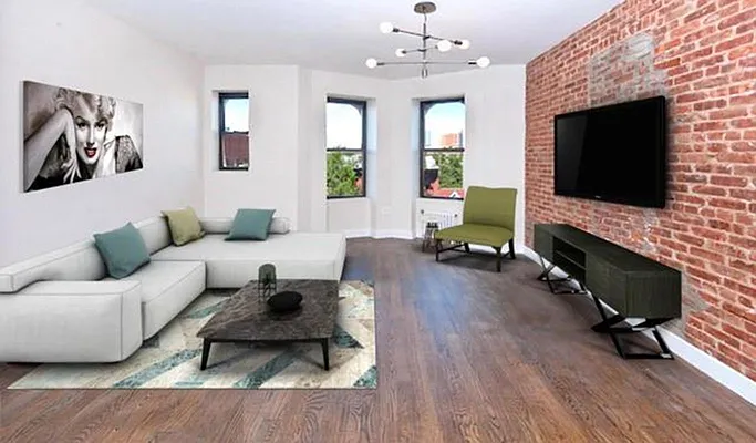 Rented by Parkway CRG Ltd. | media 17