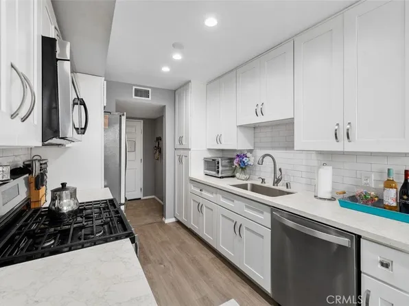 4501 Cedros Ave Unit 239, Sherman Oaks, CA 91403