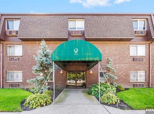 9 Vreeland Ave APT 3A, Hackensack, NJ 07601