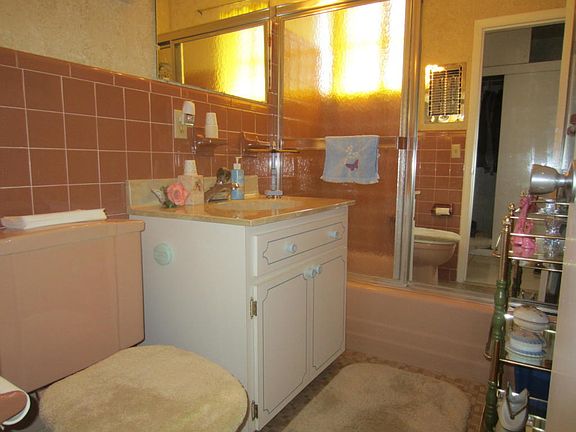 5th image of 3089 SE Morningside Blvd