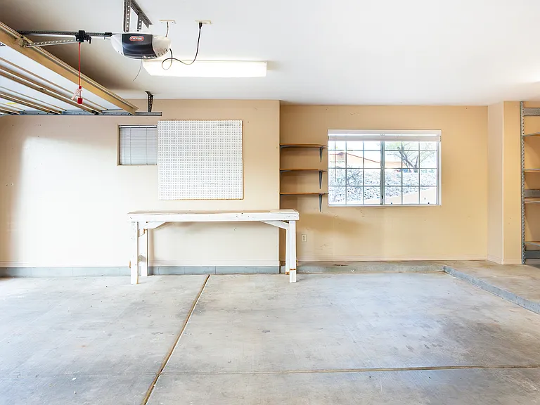 414 Bury Ct — Photo 33