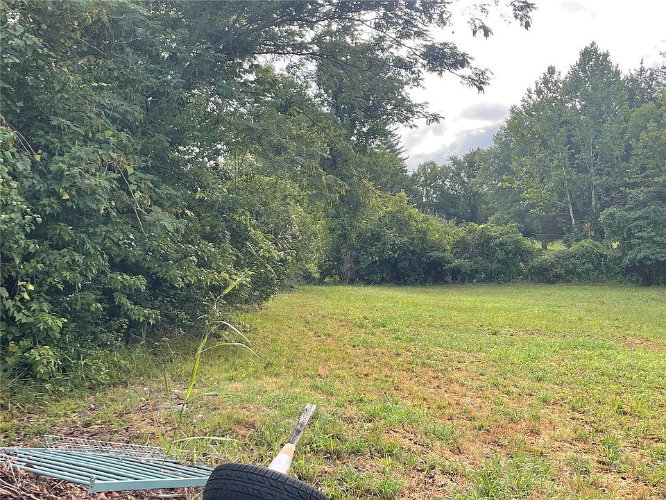 2nd image of 6496 Craig Dr