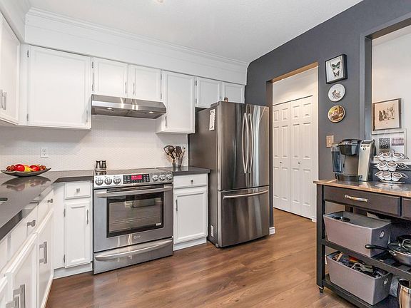 4th image of 33490 Cottage Ln #301