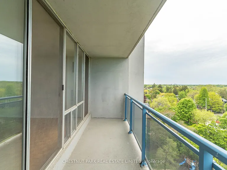 150 Lakeshore Rd W #1412 — Photo 32