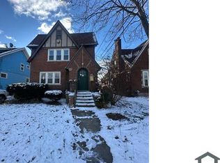 327 Liberty St APT 1, Pontiac, MI