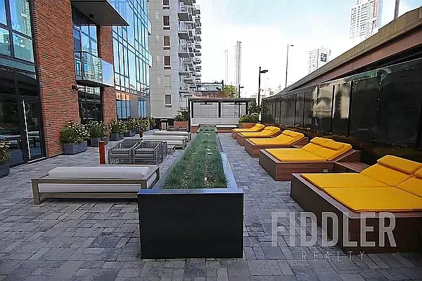 Rented by The KCI Group | media 42