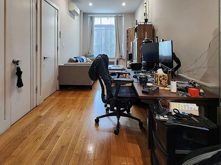 182 India St #2B — Photo 5