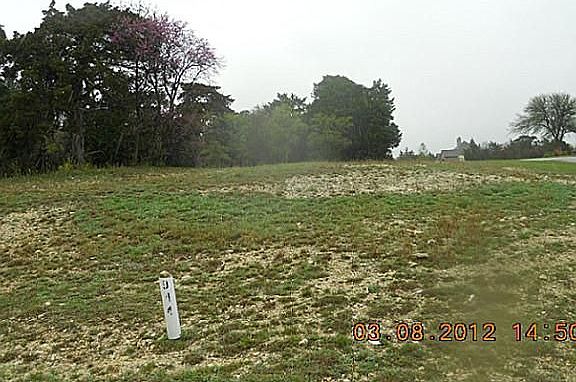 3rd image of 1360 Overlook Cir