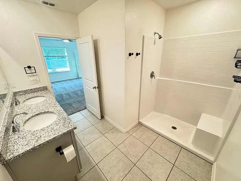 320 Mariana Way — Photo 21