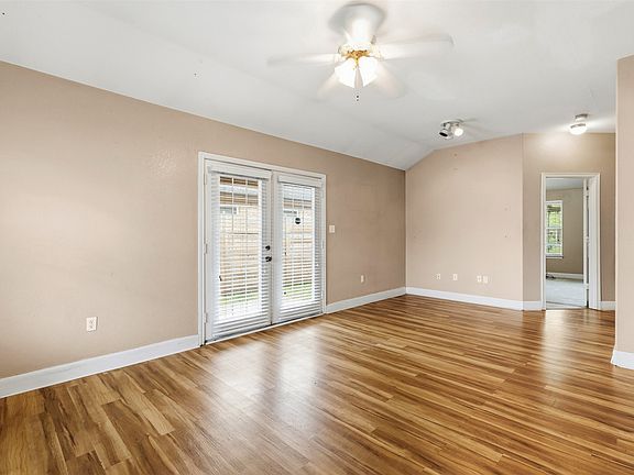 4th image of 1905 E Alma Ave