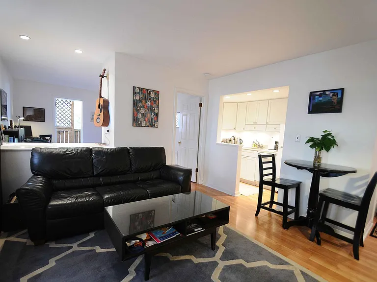 1737 T St NW #202 — Photo 3