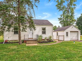 19819 Ruth Ave, South Bend, IN 46614