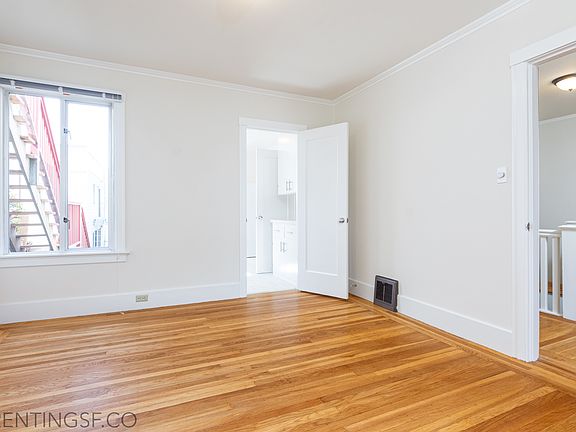 3rd image of 3021 Octavia St