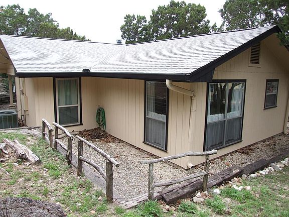 4th image of 1312 Cedar Dr