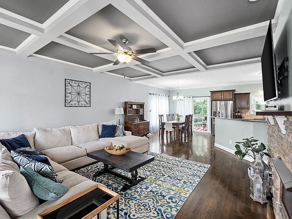 5th image of 1500 Amberley Dr