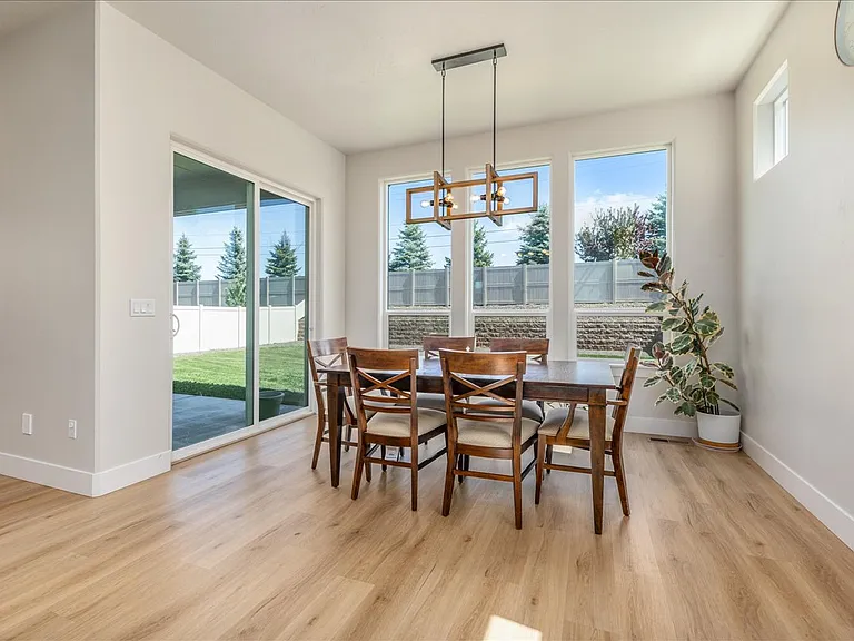 5562 S Zaivcla Ave — Photo 28